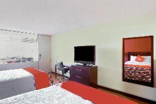 Americas Best Value Inn Moline Habitación foto